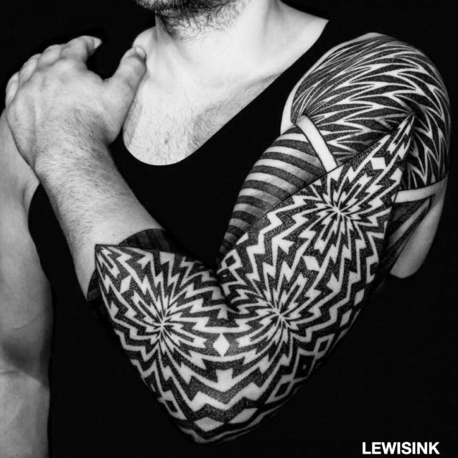 geometric tattoo by lewisink
