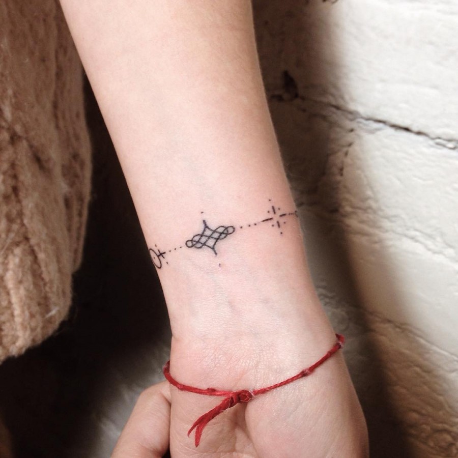 stick and poke bracelet tattoo by ann_pokes