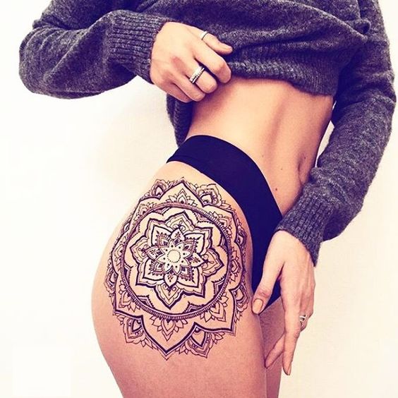 hip mandala tattoo1