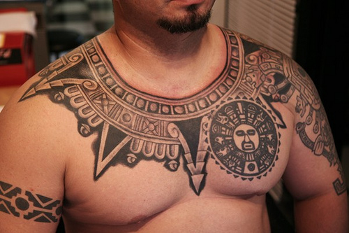 polynesian necklace tribal tattoo