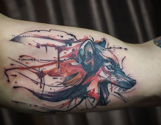 sketch-style-wolf-tattoo