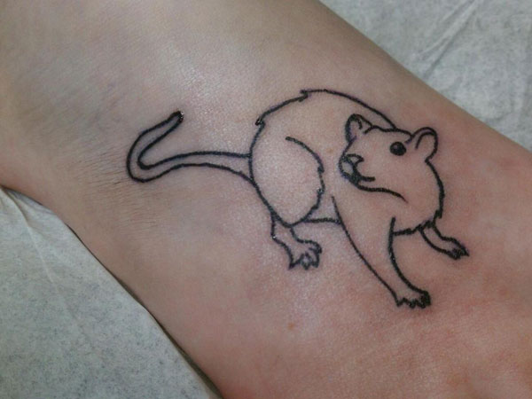 blackwork tattoo rat