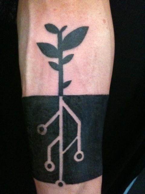 blackwork tattoo technature