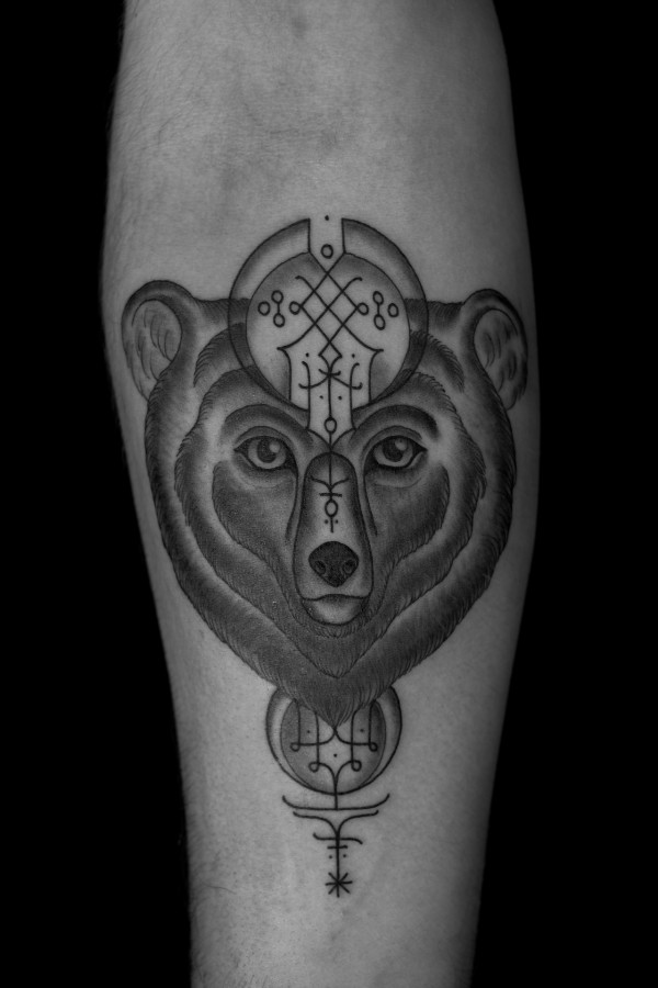 bear tattoo by jean philippe burton