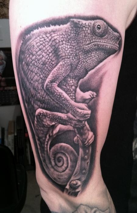 Animal tattoo by Bob Tyrell