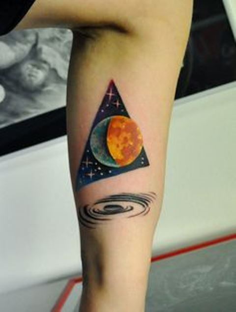 marcin aleksander surowiec tattoo the moon and stary triangle