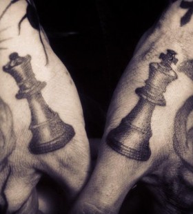 Fingers chess tattoo