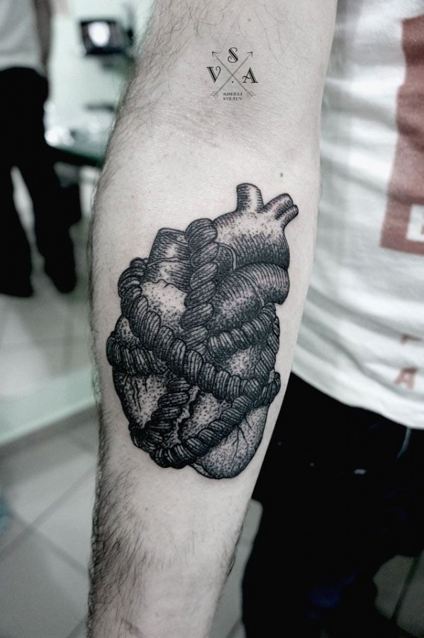 Hand tattoo heart