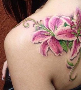 shoulder tattoo lily