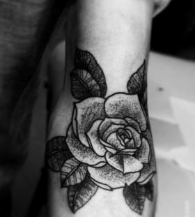 stippled Rose tattoo