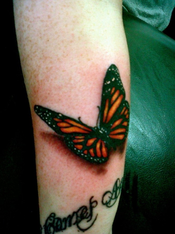 3d-Butterfly-Tattoos-on-Leg