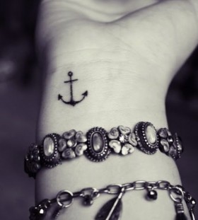 Anchor small tattoo