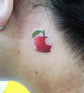 Apple-Tattoos on behind ear