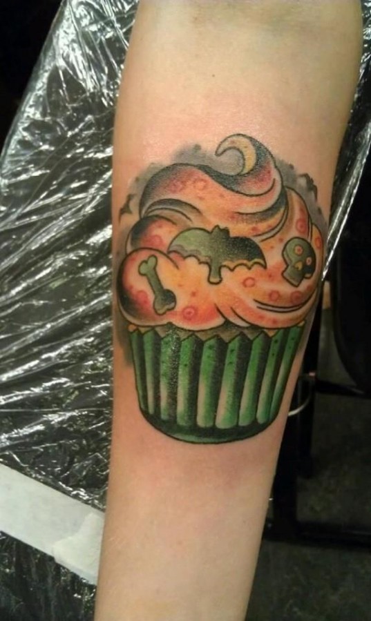 Cake and halloween tatoo