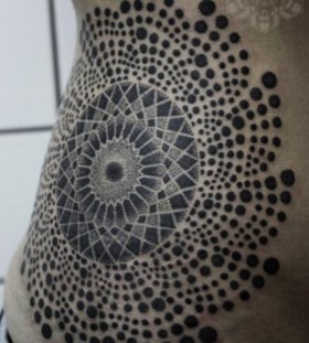 Geometric-Stipple-waist