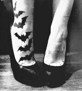 Lovely leg halloween tatoo