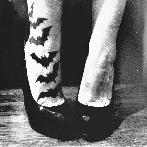 Lovely leg halloween tatoo