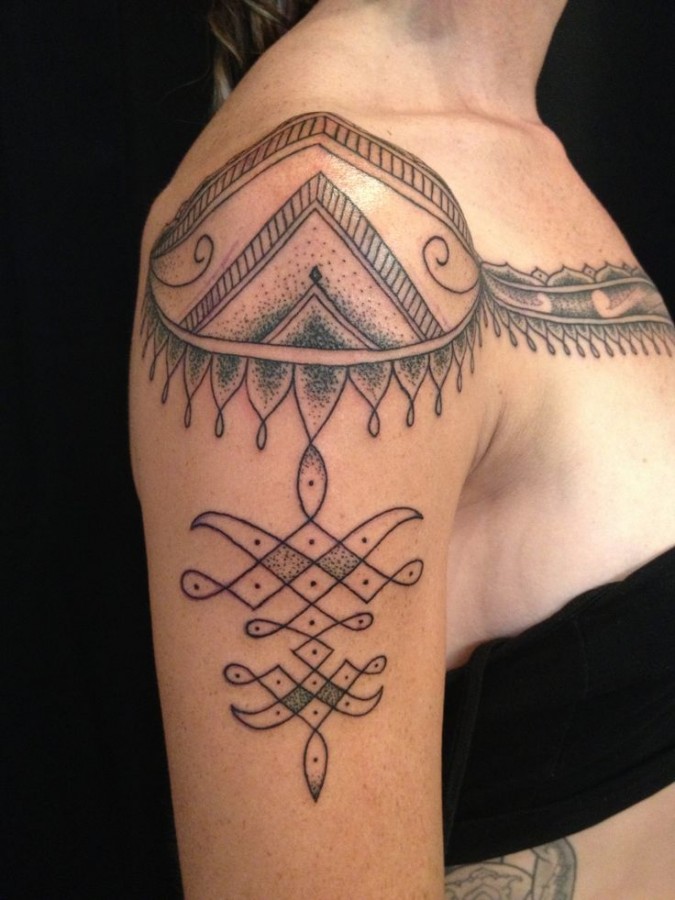 Simple tattoo by Miah Waska