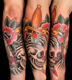 skull colored dagger