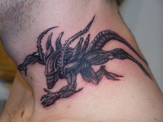 stylish alien tatto