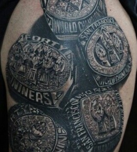 Amaizing football tattoo