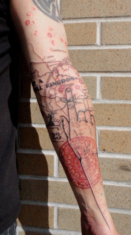 Amaizing map red tattoo