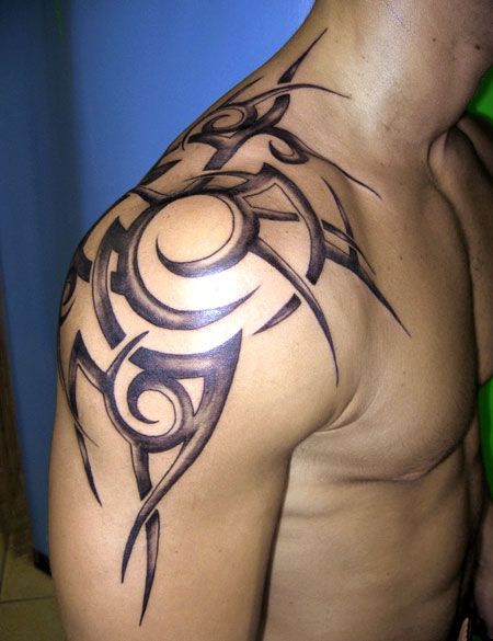 Awesome men’s tribal tattoo