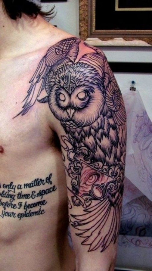 Awesome shoulder owl tattoo