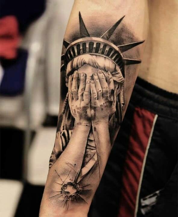 Black hand american style tattoo