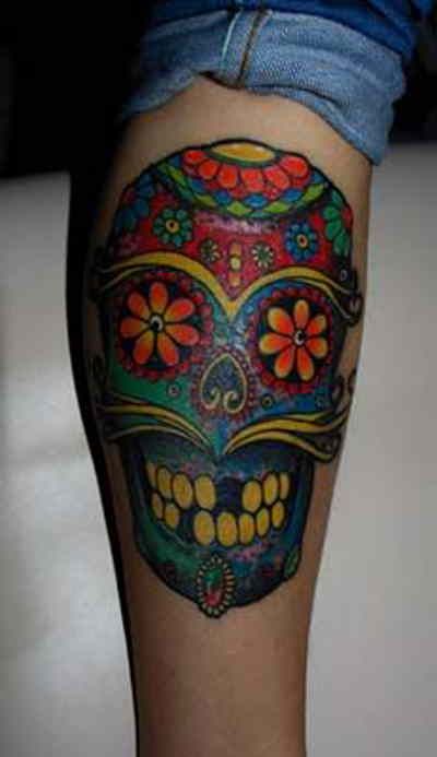 Adorable skull eye tattoo on leg