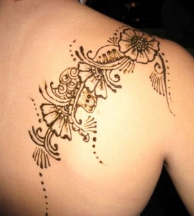 Cute women black shoulder tattoo