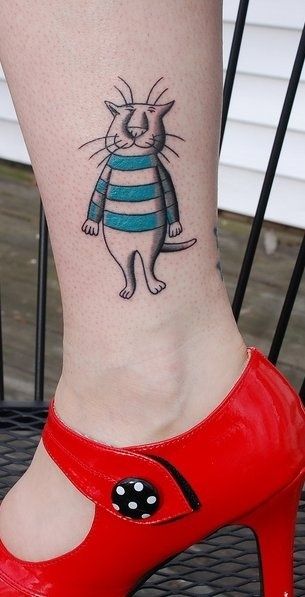 Funny cat incredible tattoo