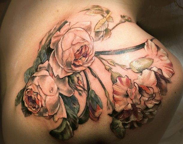 Lovely white flowers rose tattoo on shoulder