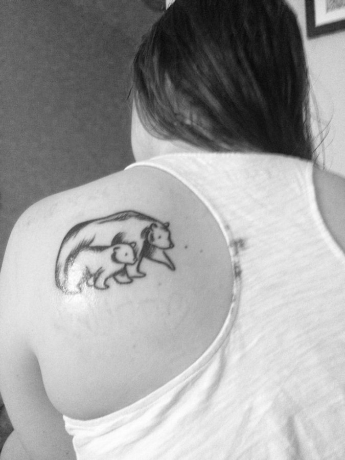 Mother and baby bear tattoo on shoulder