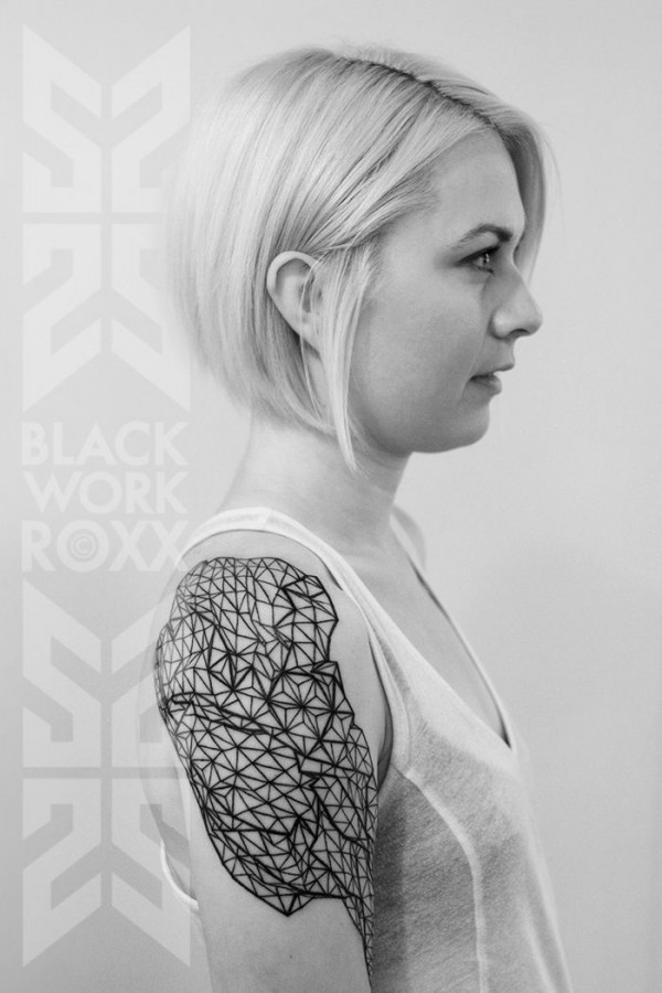 Blonde girl geometric shoulder, back tattoo