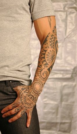 Cute men’s geometric arm tattoo