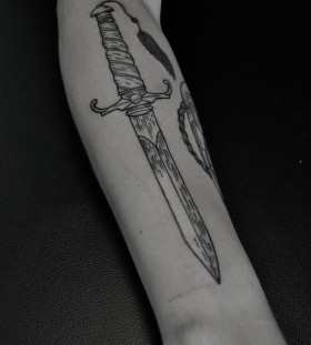 Dagger arm tattoo by Thomas Cardiff