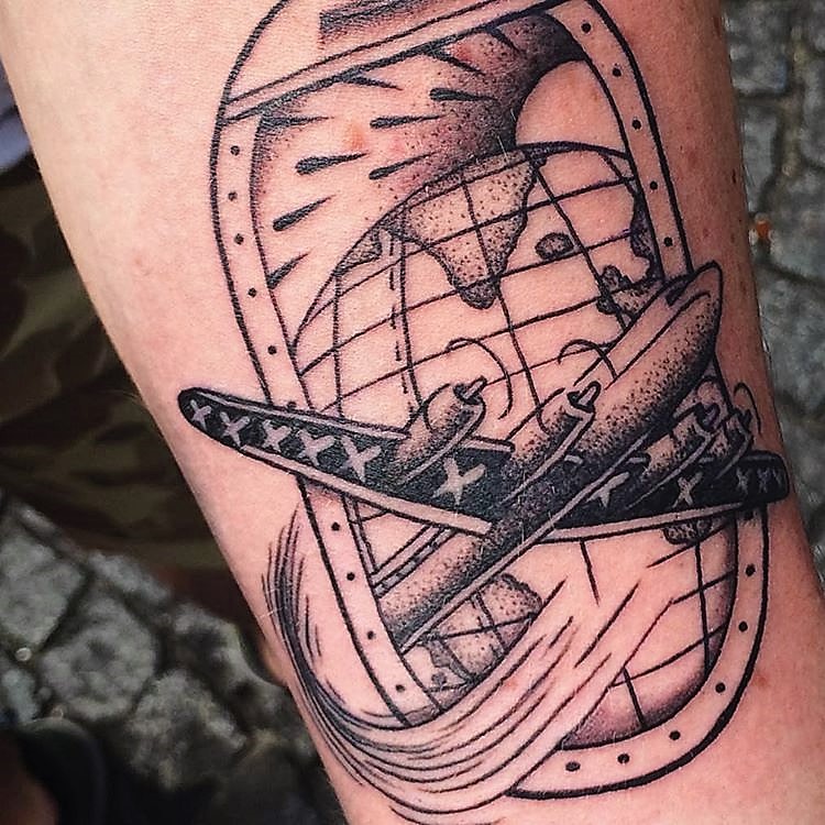 franck-pellegrino-bleunoir-travel-blackwork-tattoo