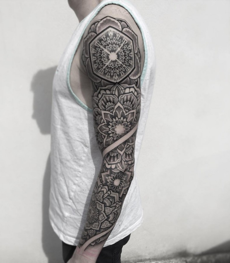 jeykill-bleunoir-full-sleeve-mandala-blackwork-tattoo