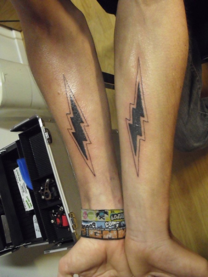 LIghtning bolt arm tattoo