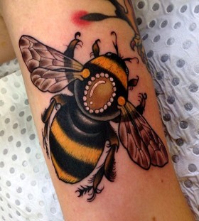 Large bee tattoo by Drew Shallis