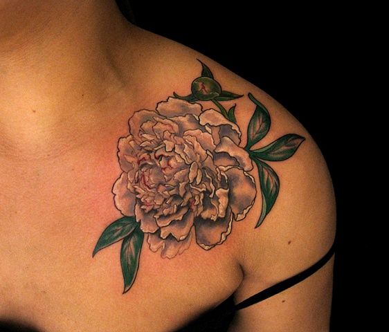 Peony tattoo by Esther Garcia