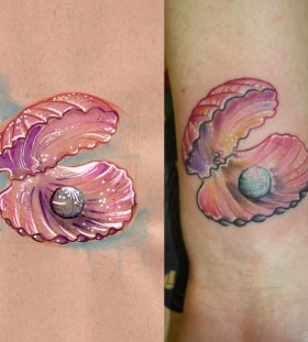 Shell and pearl tattoo