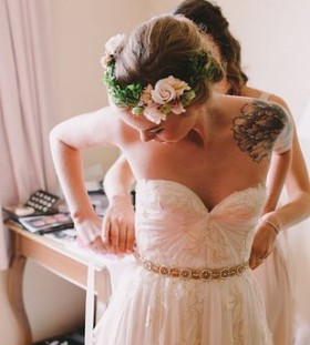 Shoulder flower bride tattoo