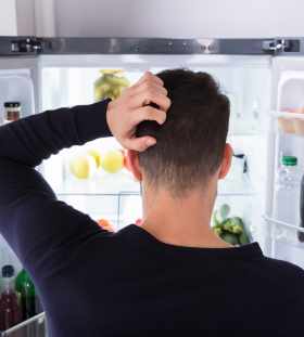 Water leaking from fridge