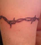 Men Bicep Amazing Barbed Wire Tattoo