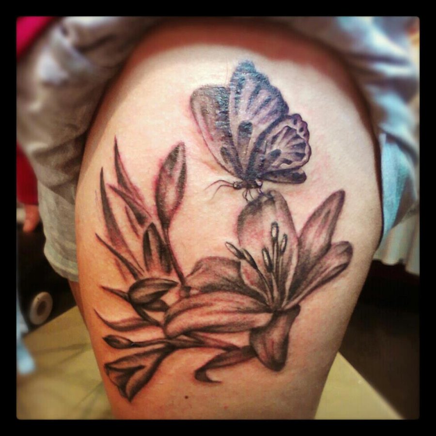 Beautiful Lily And Butterfly Tattoo By Malitiatattoo89