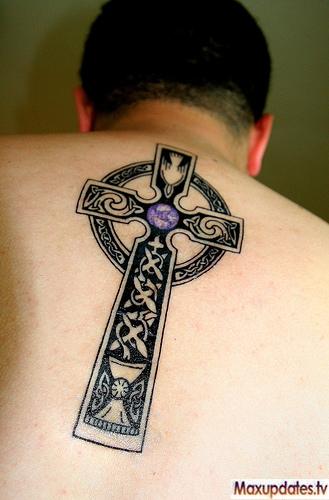 Beautiful Celtic Cross Tattoo Design on Back