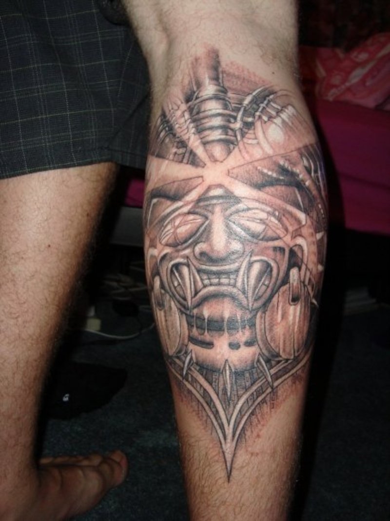 Art Skull Tattoo Design