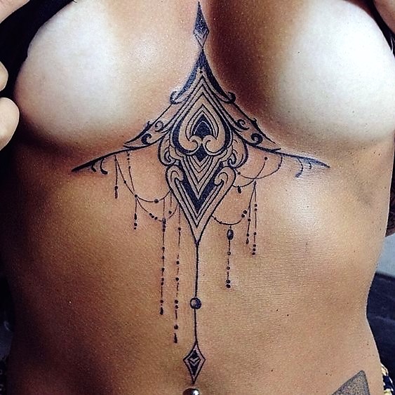 delicate-sternum-tattoo